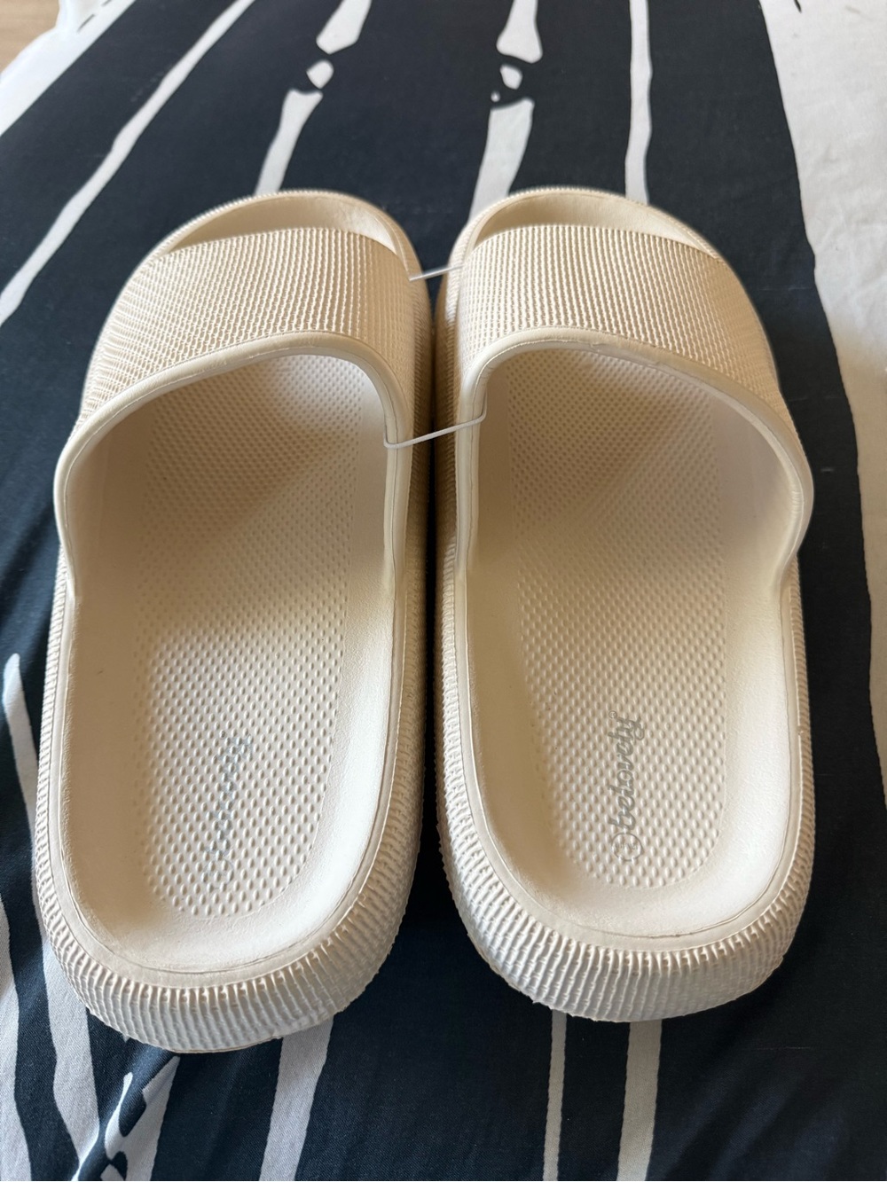 Beige Women’s Slide Slippers - Comfortable Everyday Slip-Ons